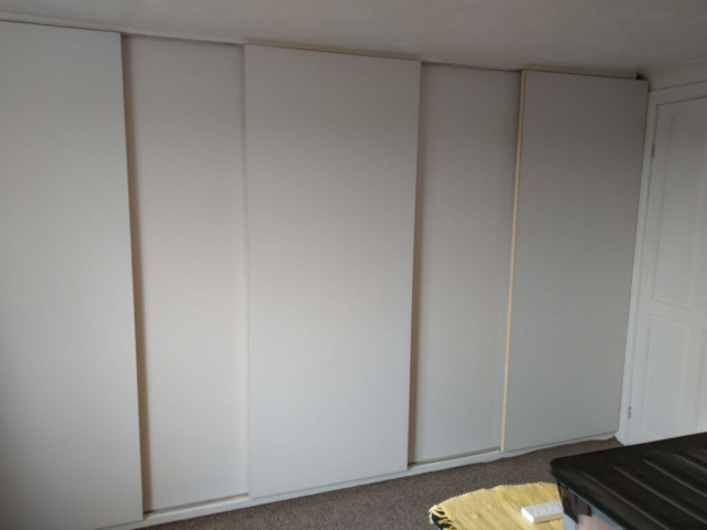 Sliding doors